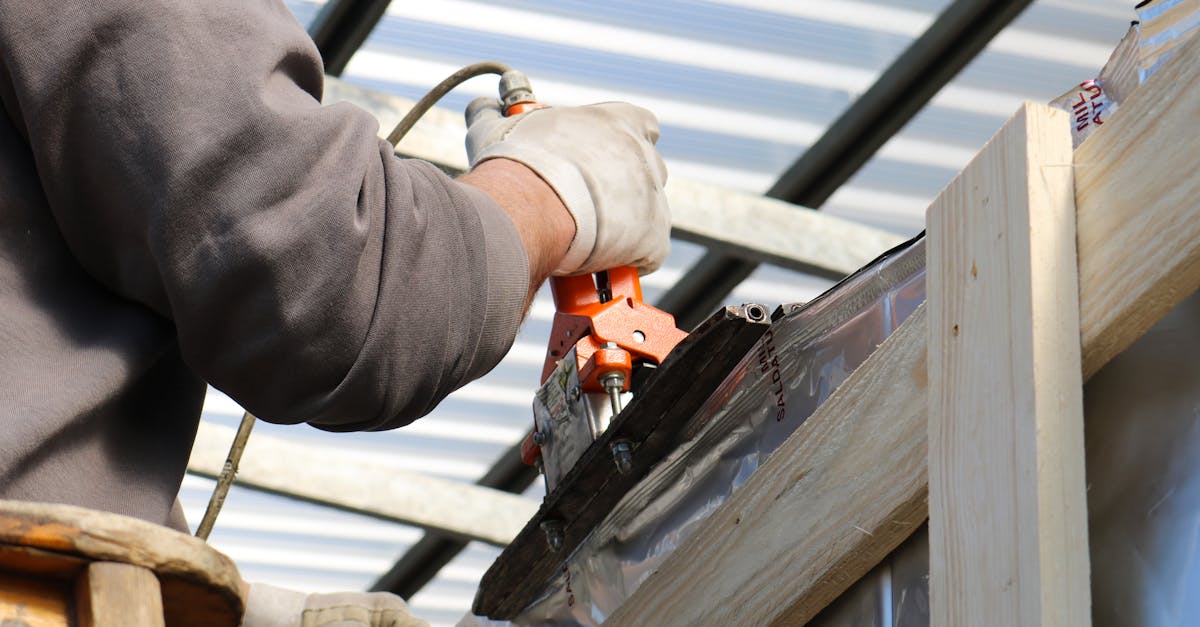 The Impact of Gutter Maintenance on Roof Longevity